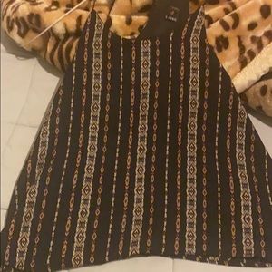 Beautiful shirt only used it once good